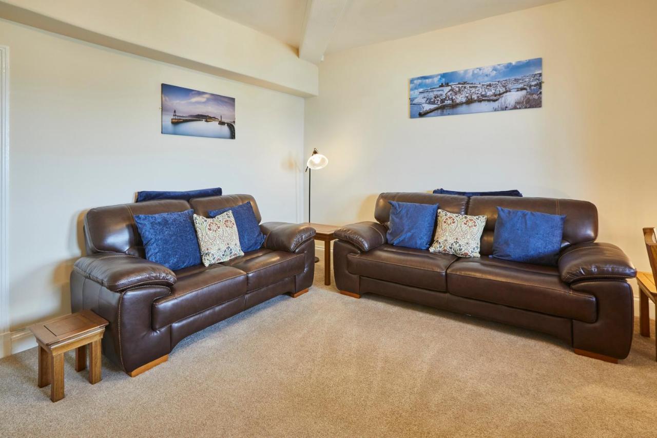 Host & Stay - The Garret Suite Whitby Eksteriør billede
