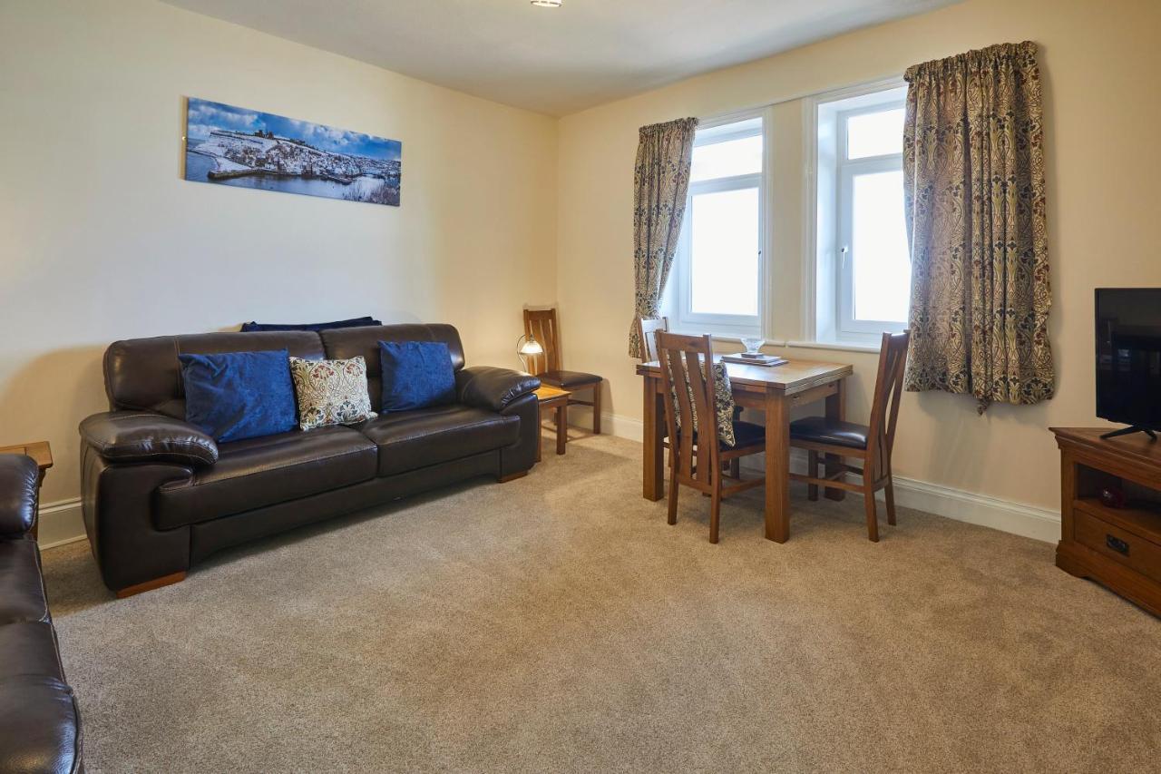 Host & Stay - The Garret Suite Whitby Eksteriør billede